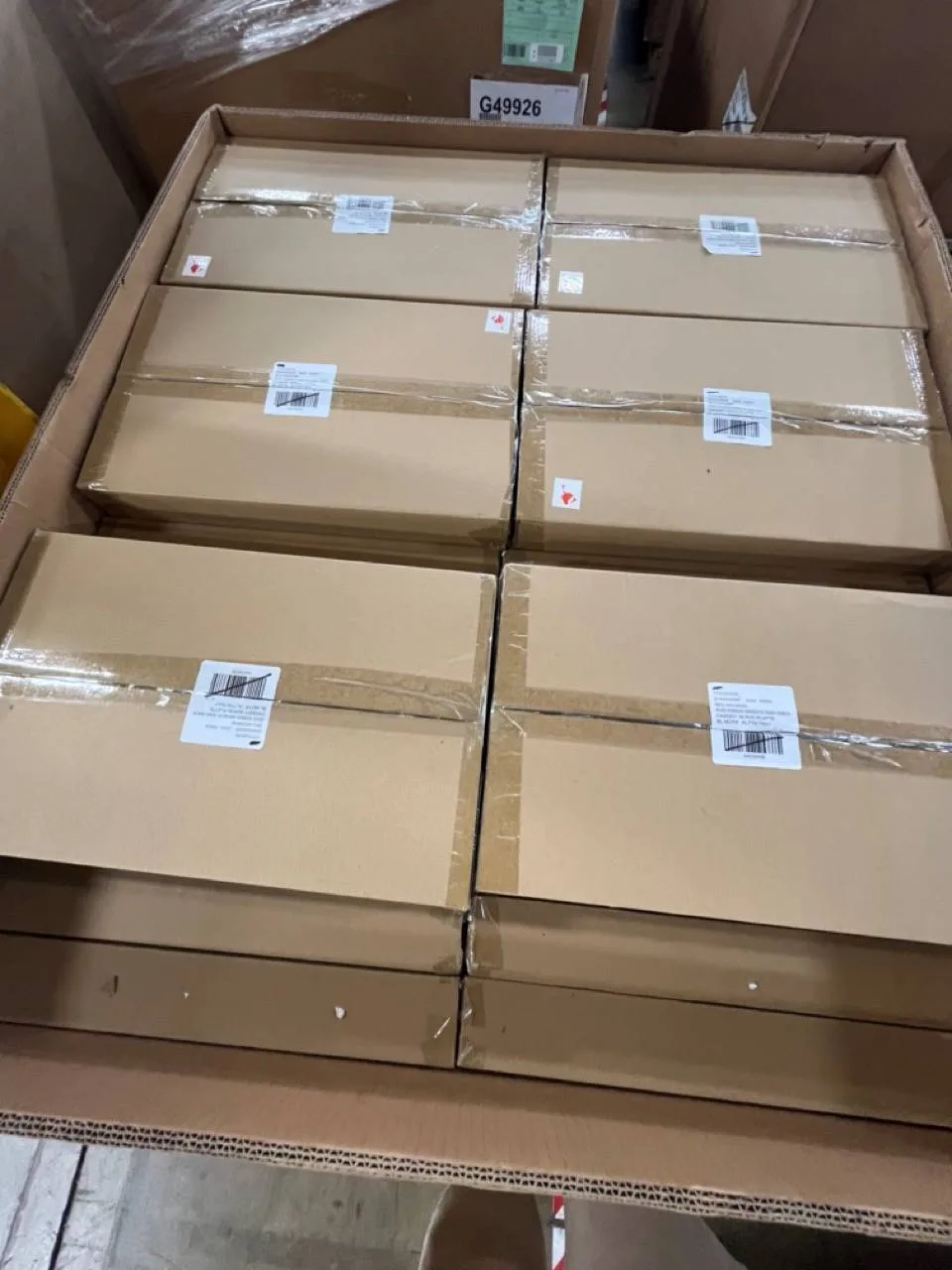 Large Table Top Plates: 85% Off Original Retail (G49930) — General Merchandise liquidation pallet, 72 units