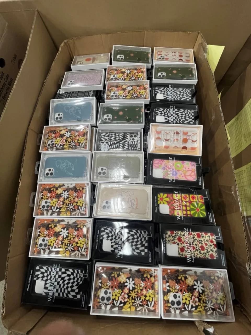 Assorted iPhone Cases: 92% Off Original Retail (G51322) — Consumer Electronics liquidation pallet, 2,219 units