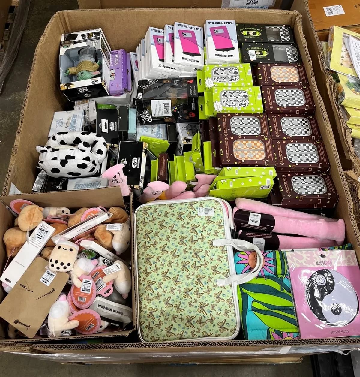 Assorted Tech Accessories: 92% Off Original Retail (G51374) — Consumer Electronics liquidation pallet, 984 units