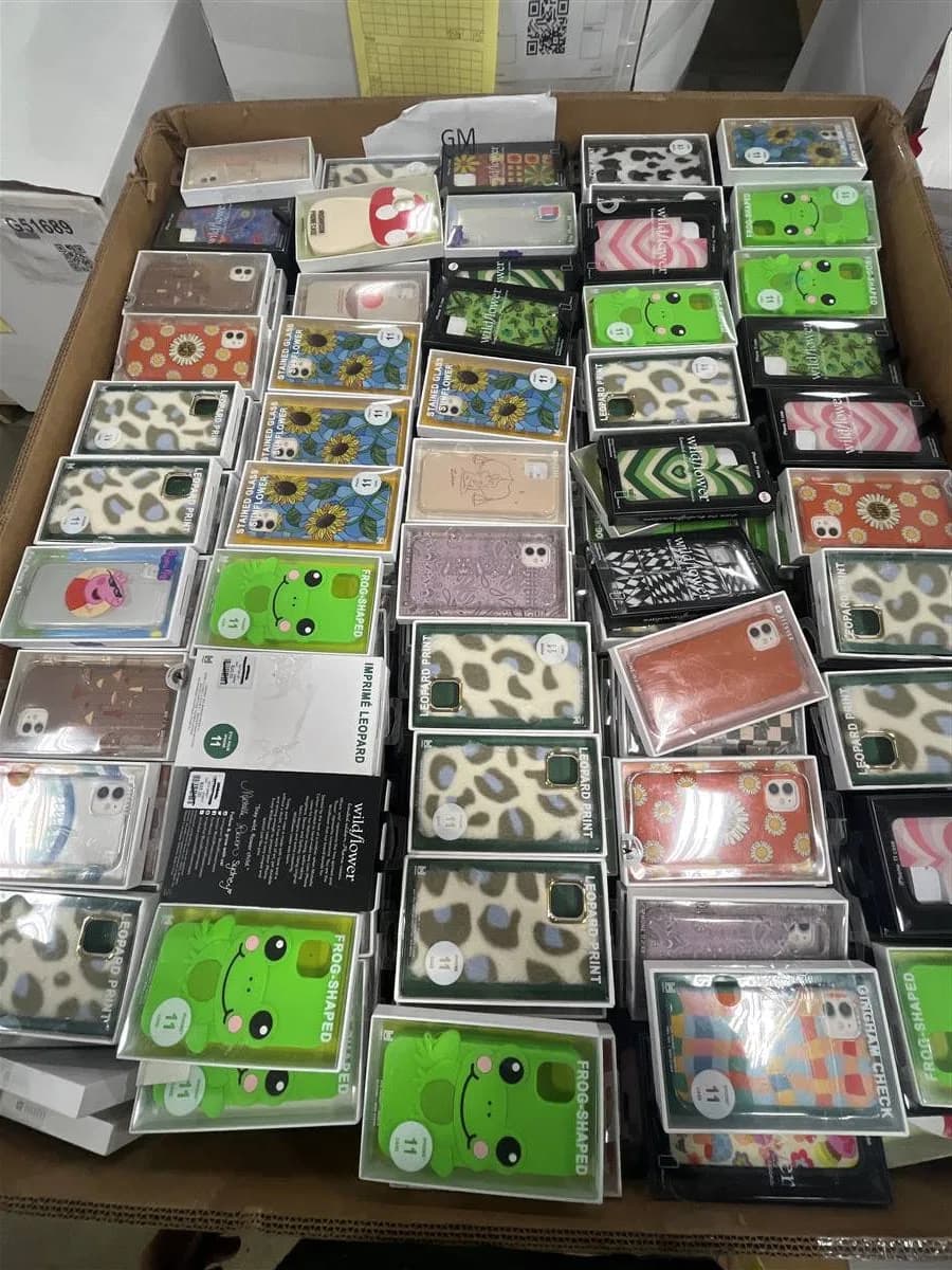 Assorted iPhone Cases: 92% Off Original Retail (G51375) — Consumer Electronics liquidation pallet, 1,785 units