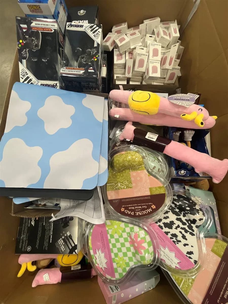 Assorted Tech Accessories: 92% Off Original Retail (G51629) — Consumer Electronics liquidation pallet, 1,250 units