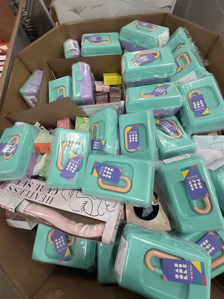 Assorted Cosmetics: 92% Off Original Retail (G51777) — assorted cosmetics liquidation pallet