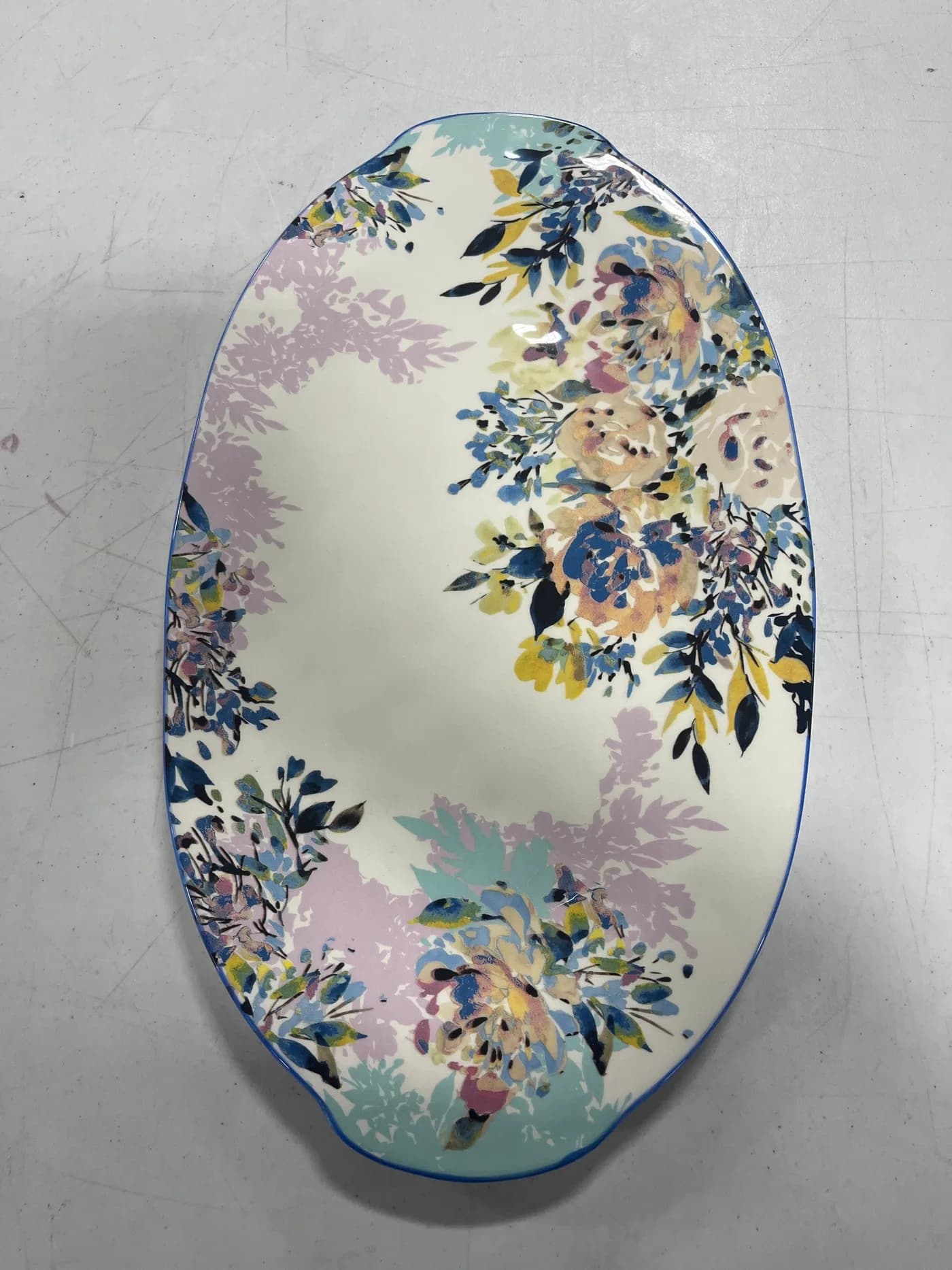 Assorted Large Table Top Plates: 85% Off Original Retail (G58146) — additional view 2