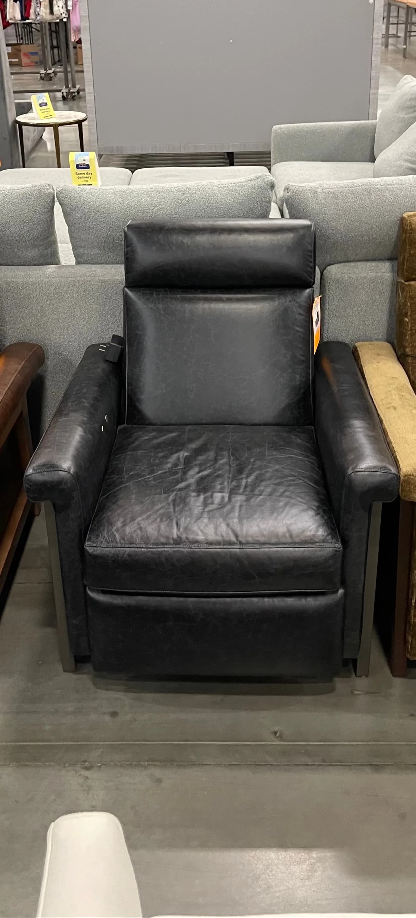 Mitchell Gold + Bob Williams Arlen Electric Leather Recliner — Furniture
