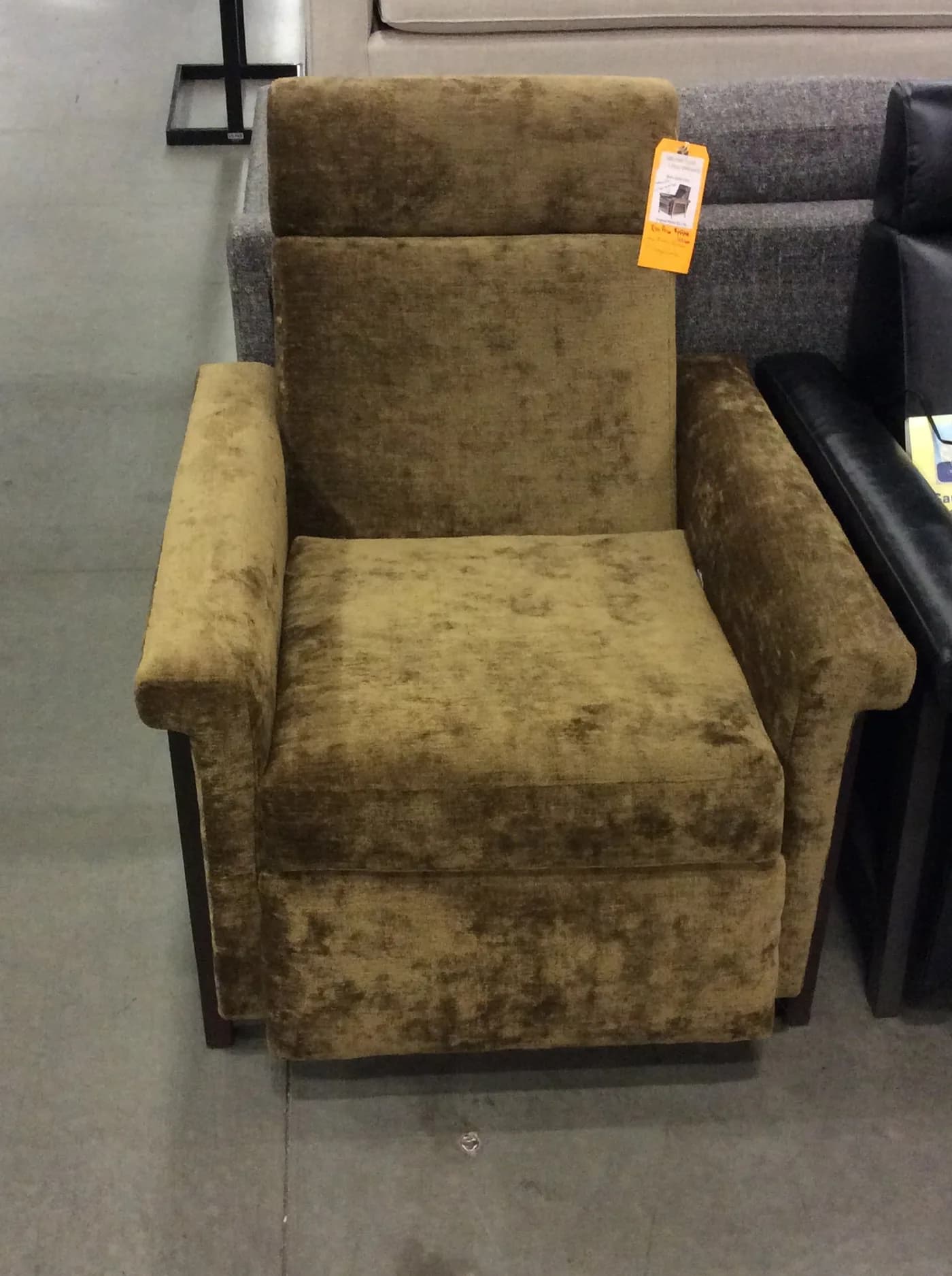 Mitchell Gold + Bob Williams Arlen Electric Recliner with Vintage Chenille — Furniture