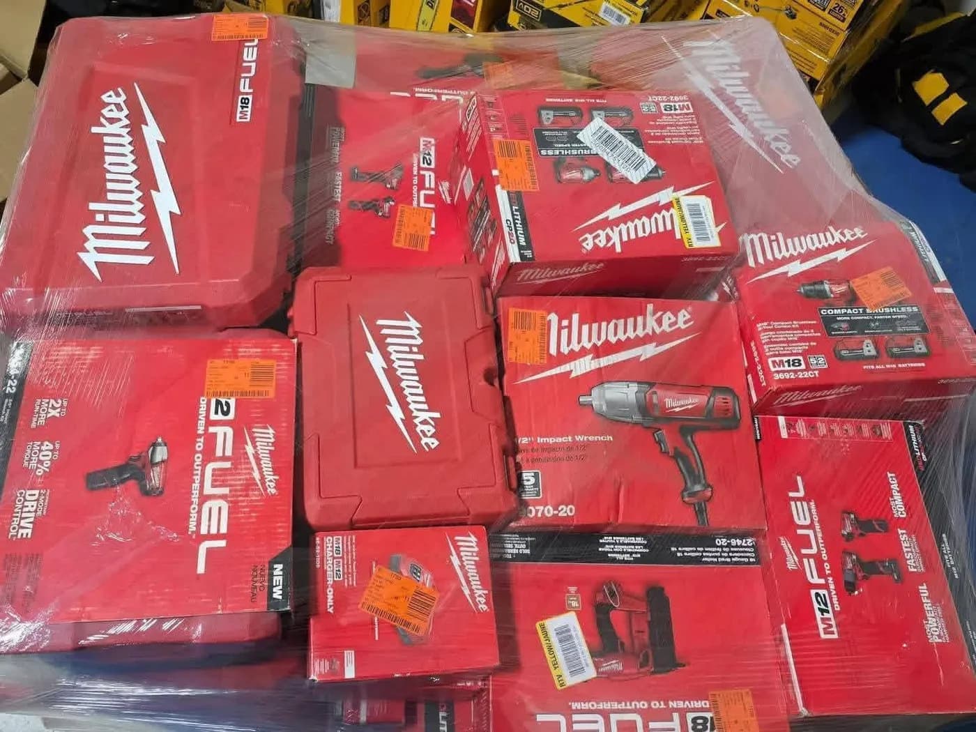 Milwaukee Tools Pallet, 100 Units (Medium Lot) — additional view 5