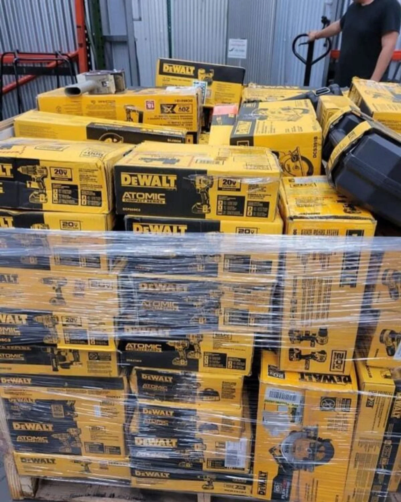 DeWalt Tools Pallet, 150 Units — additional view 2