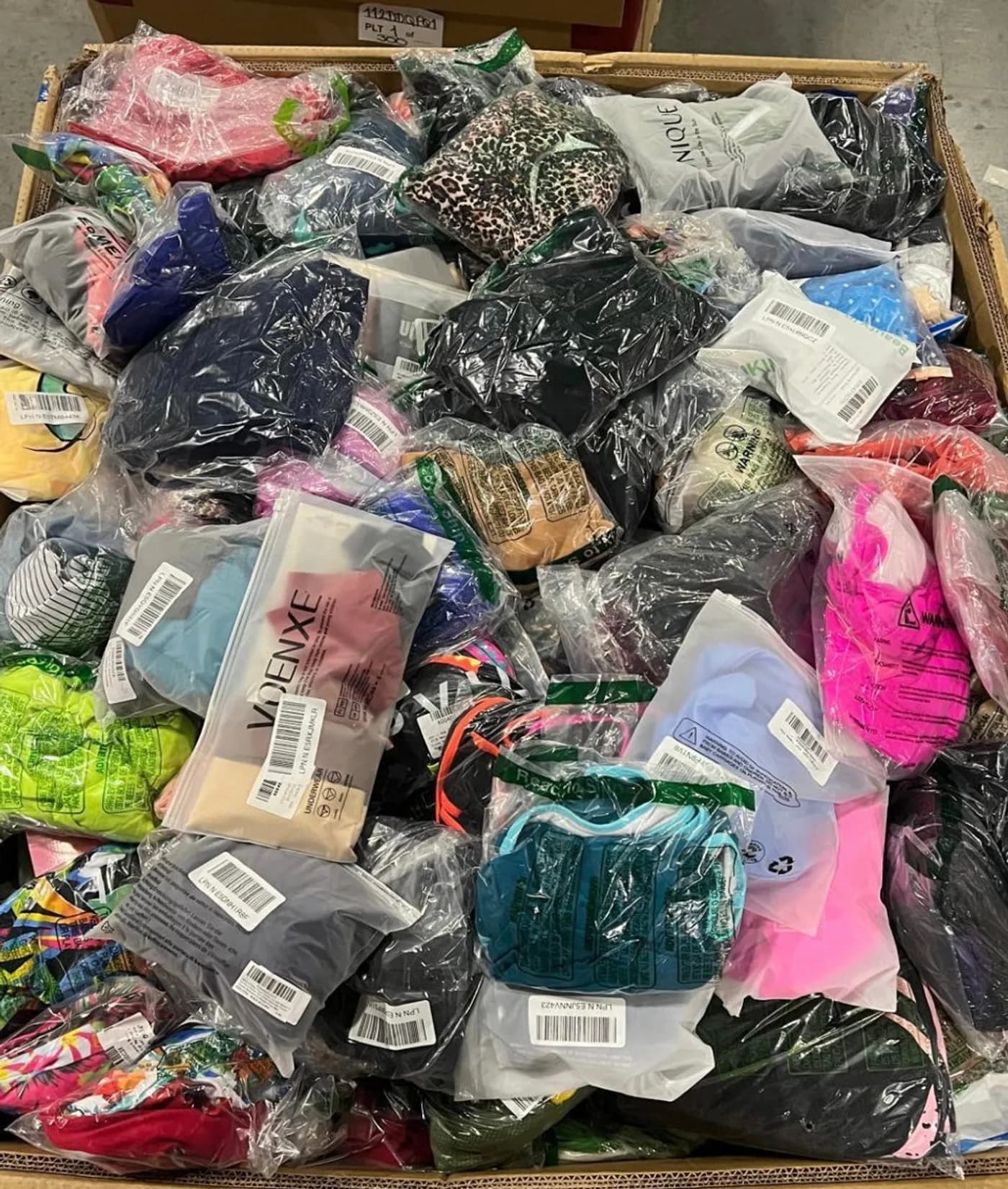 Amazon LPN Mixed Apparel Pallet, 2,000 Pieces — Apparel liquidation pallet, 2,000 units