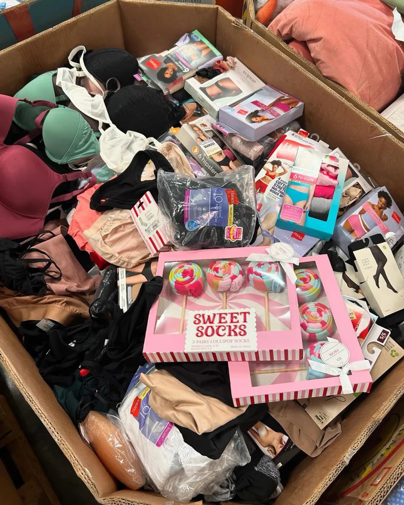 Women's Underwear Pallet (500 Pieces) — additional view 2