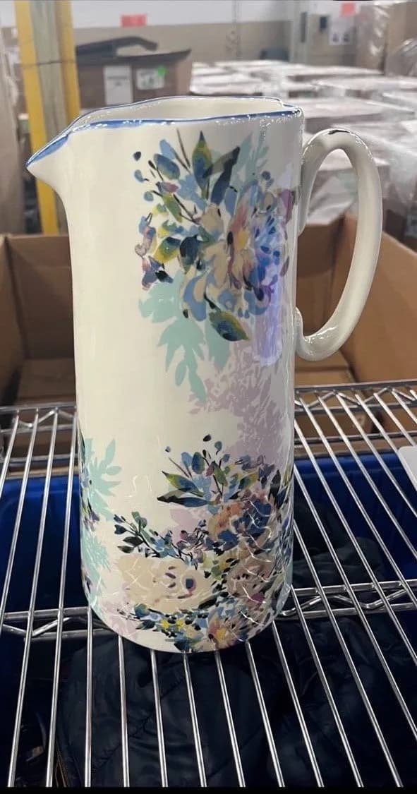 Large Vases: 85% Off Original Retail (G49937) — additional view 2