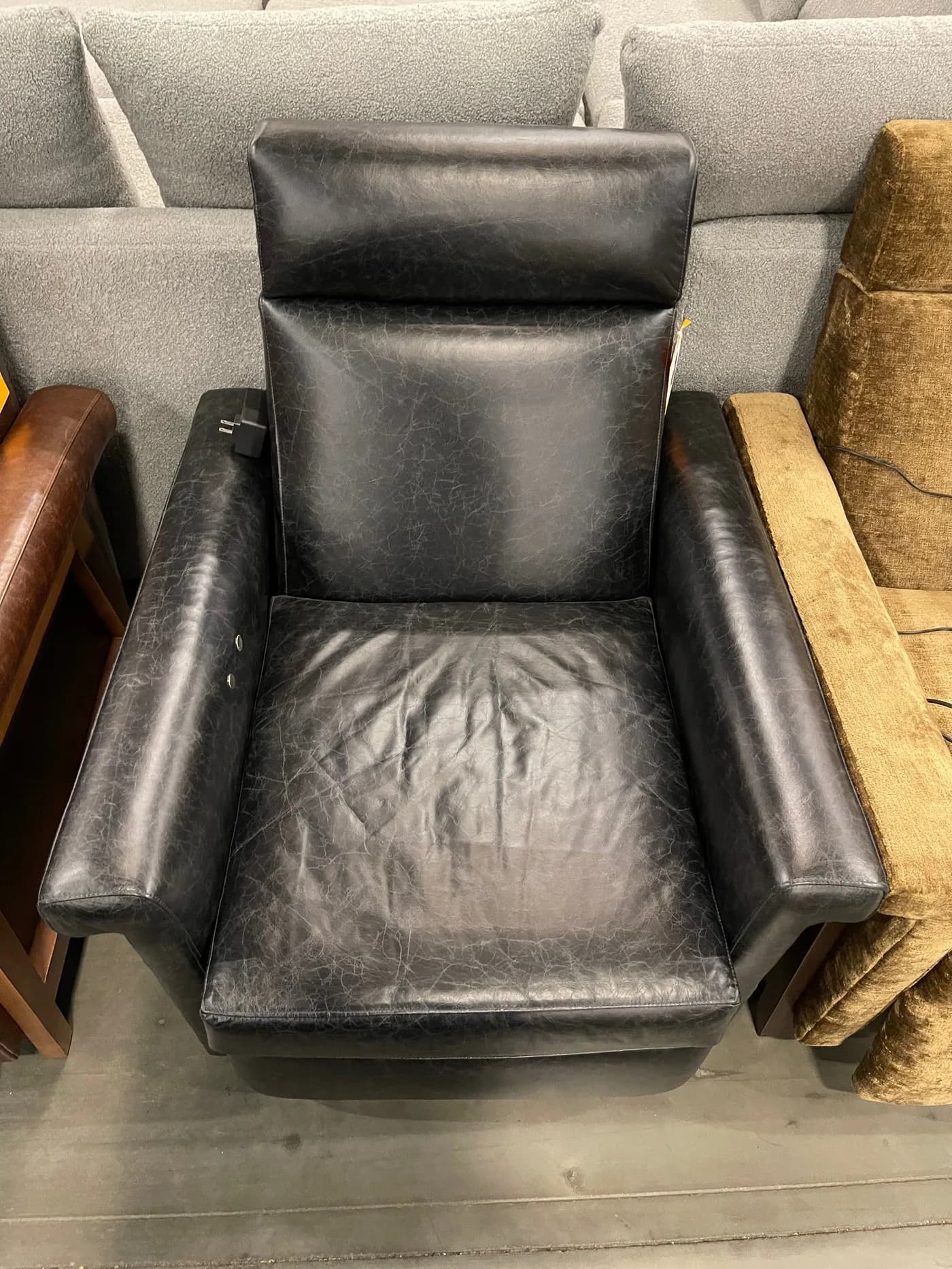 Mitchell Gold + Bob Williams Arlen Electric Leather Recliner — additional view 2